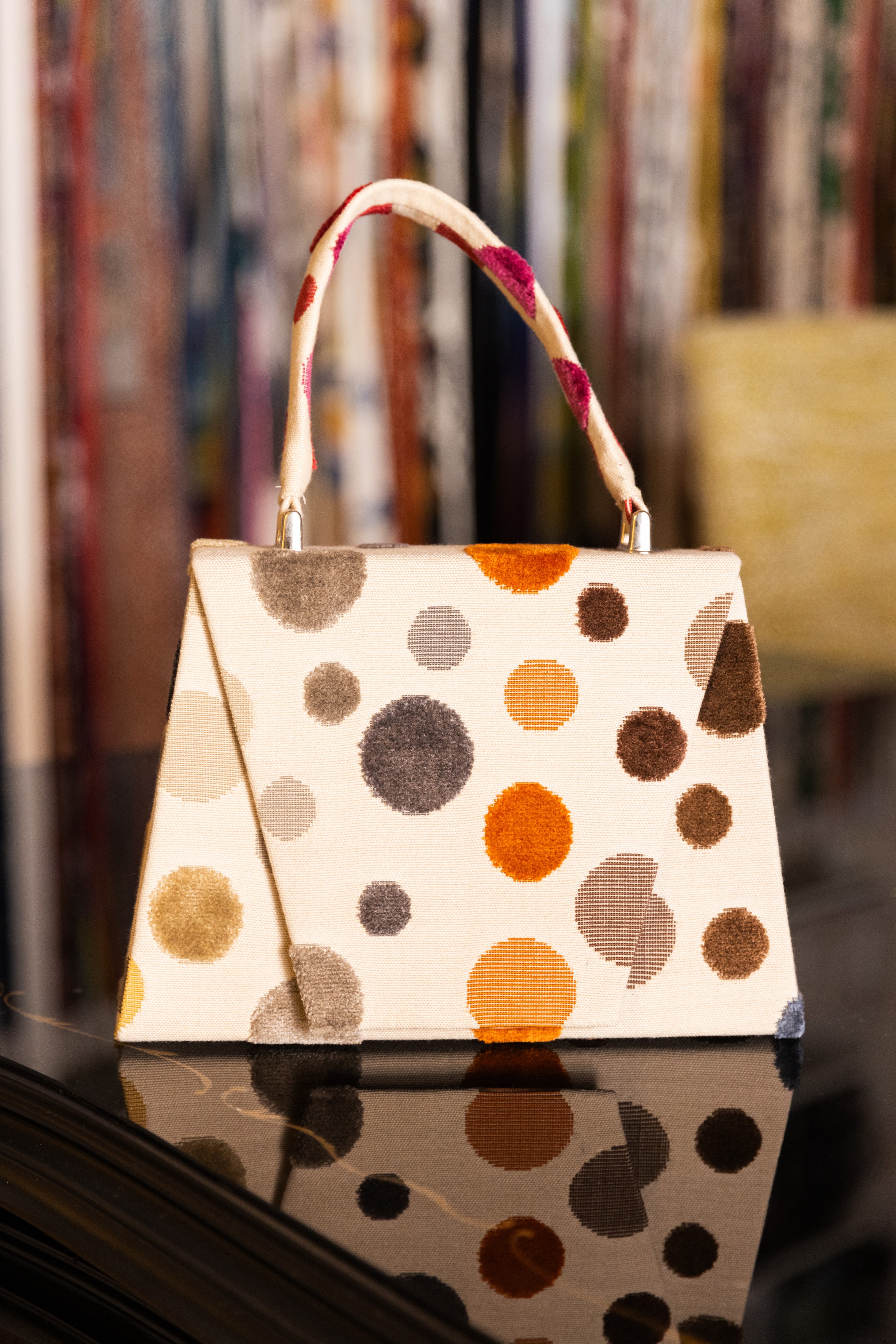 Borsa Lavi Bags realizzata a mano in tessuto di velluto di cotone operato