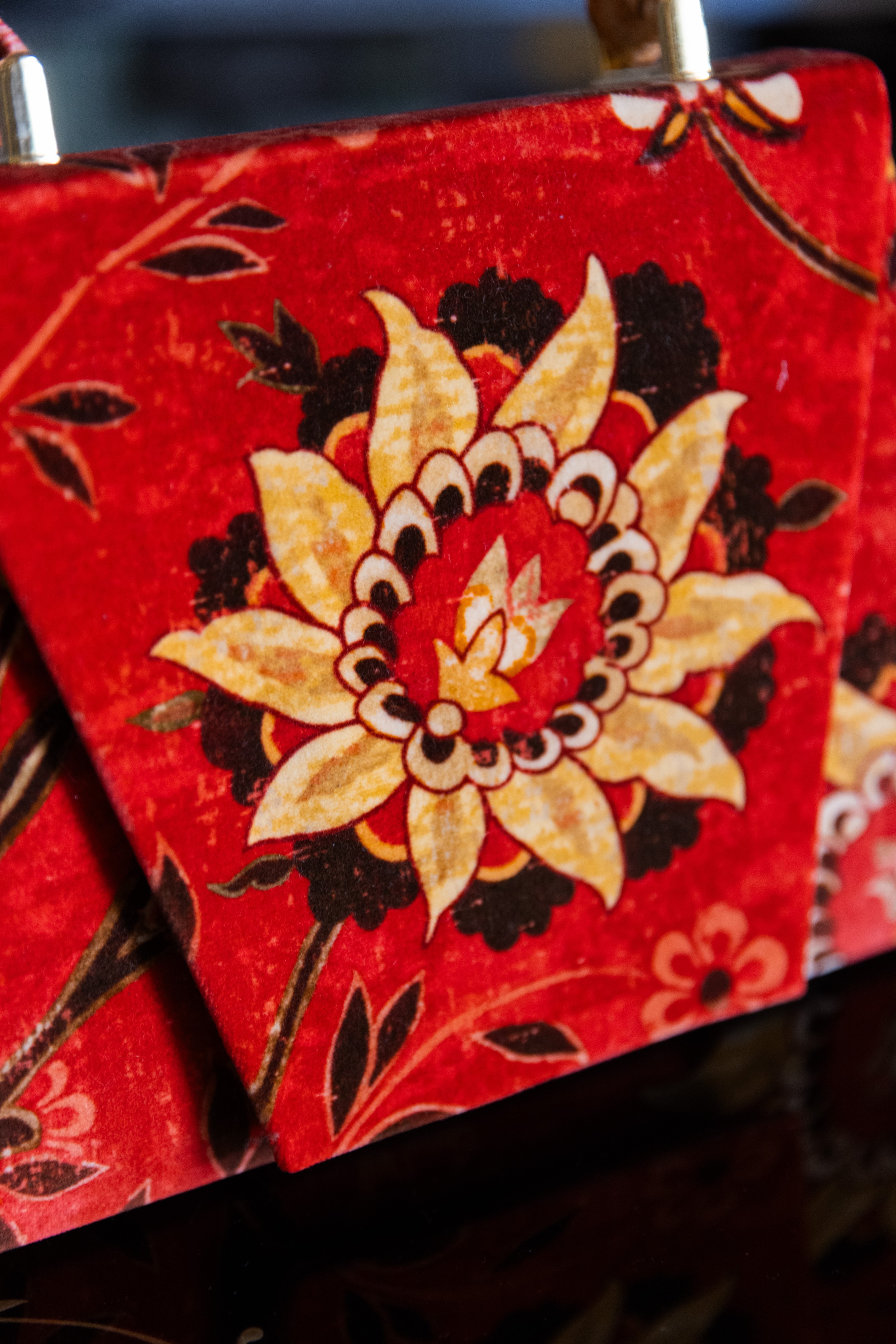 Borsa Lavi Bags realizzata a mano in tessuto di cotone stampato