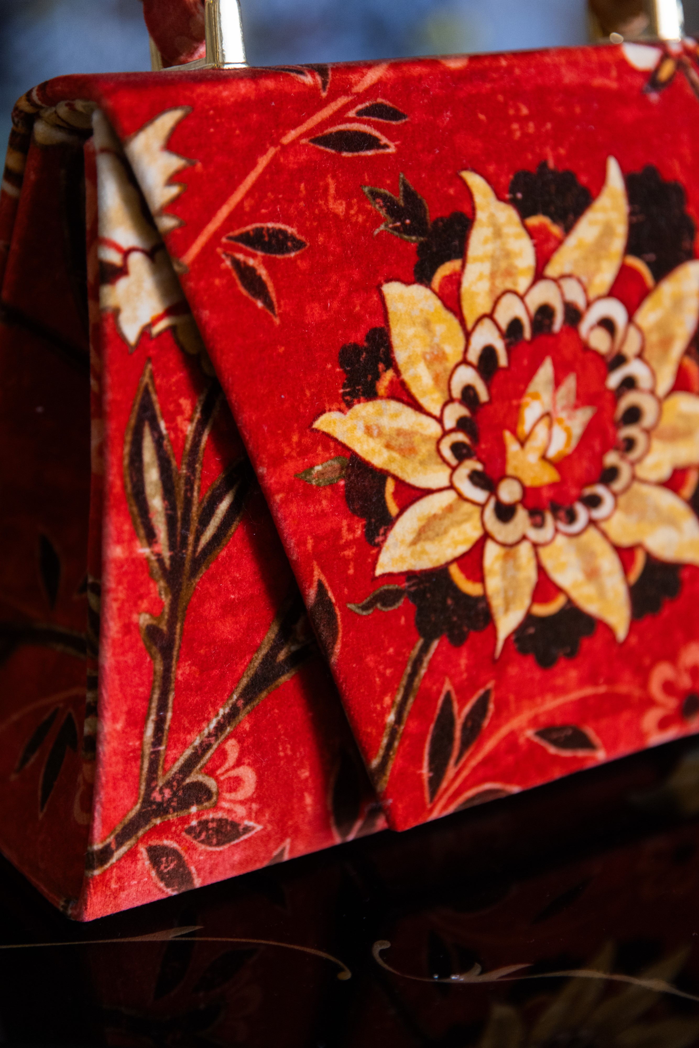 Borsa Lavi Bags realizzata a mano in tessuto di cotone stampato