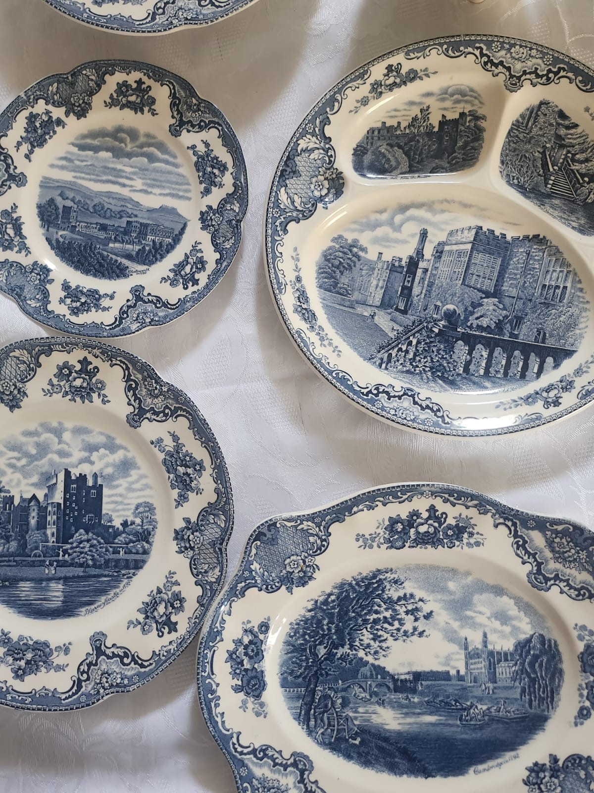 Servizio per 12 porcellana inglese Johnson Bros, Old Britain Castle