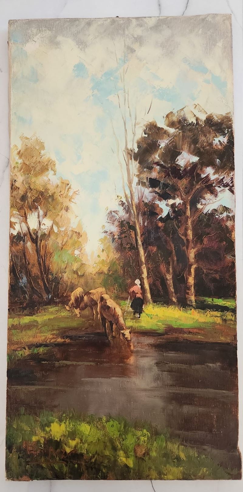 Paesaggio boschivo con animali al pascolo