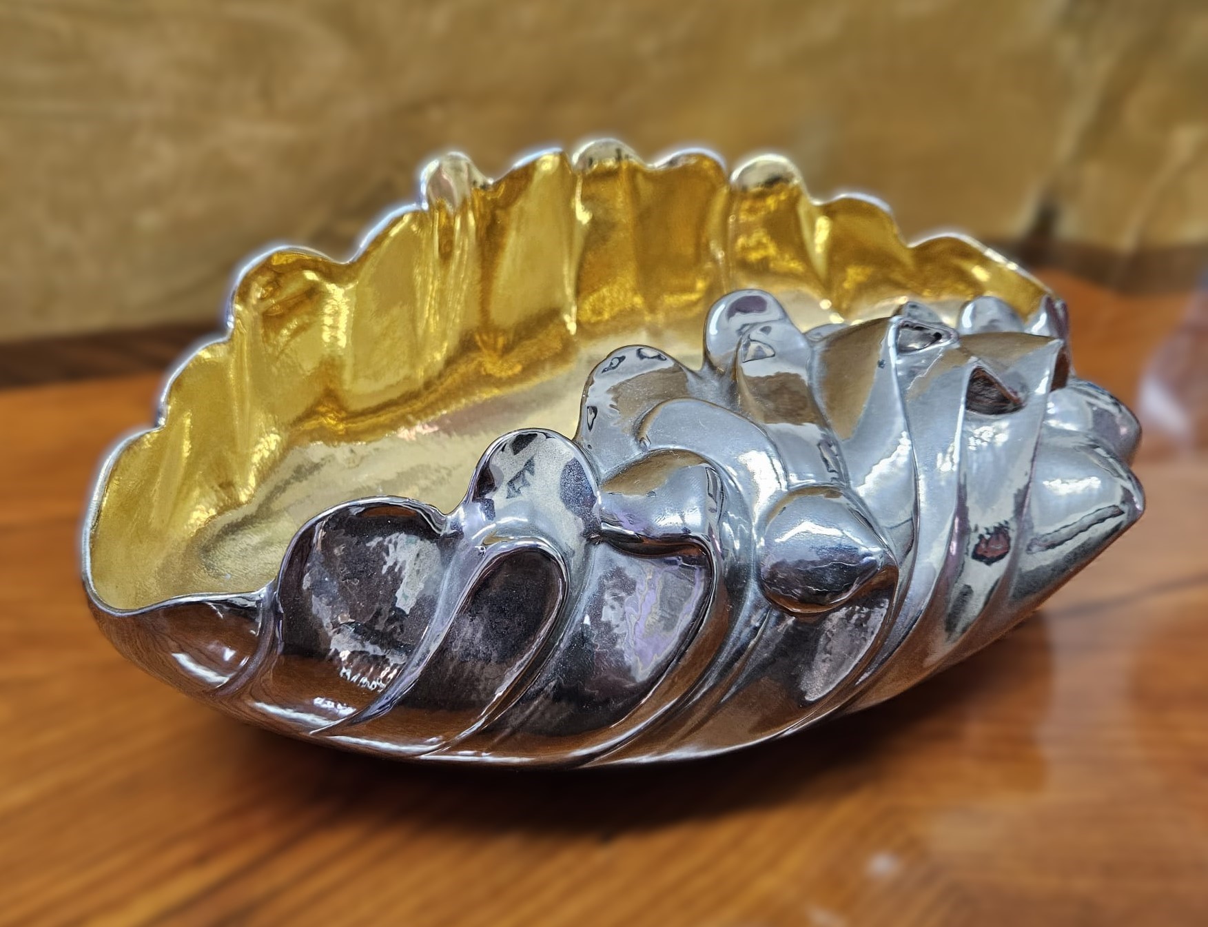 Svuota tasche a forma di conchiglia Capodimonte, in maiolica smaltata