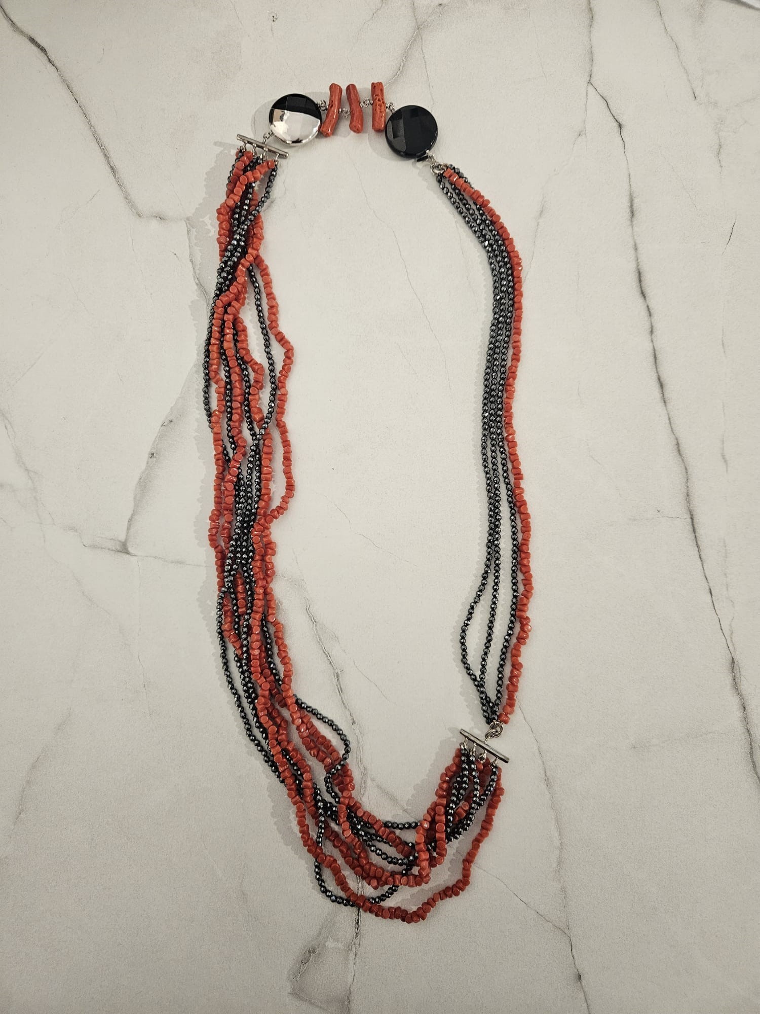 Collana con ematite, corallo e onice Della Rovere