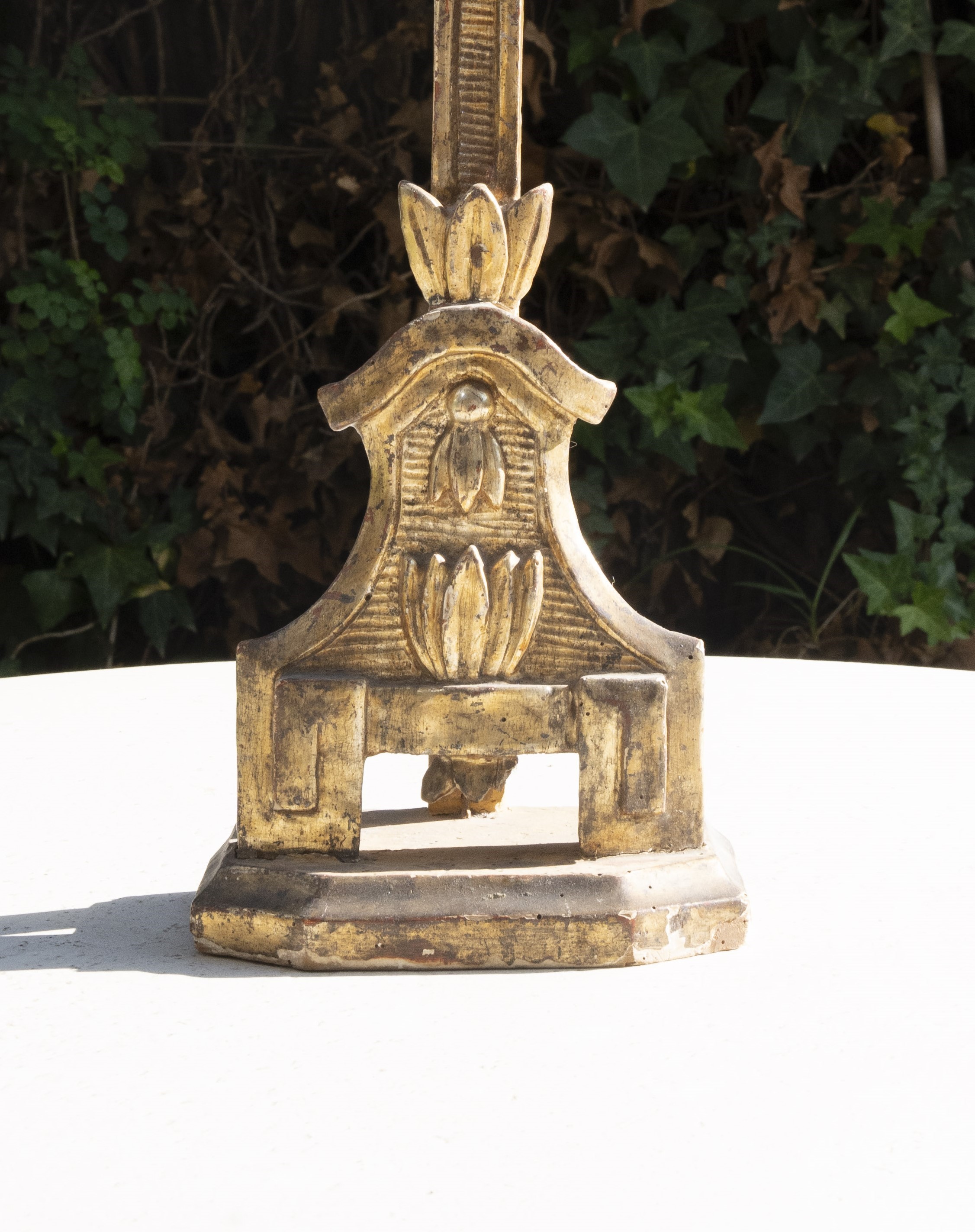 Croce lignea in stile impero