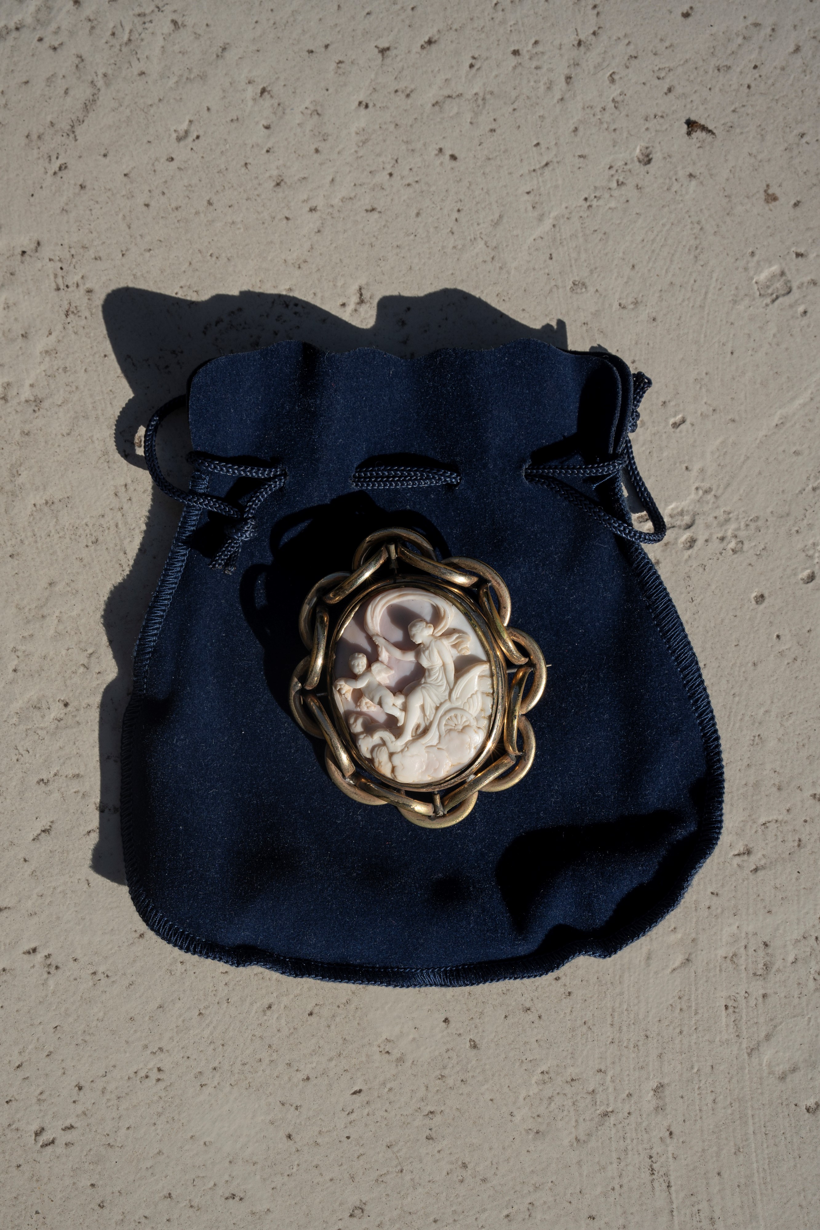 Antico cammeo inglese