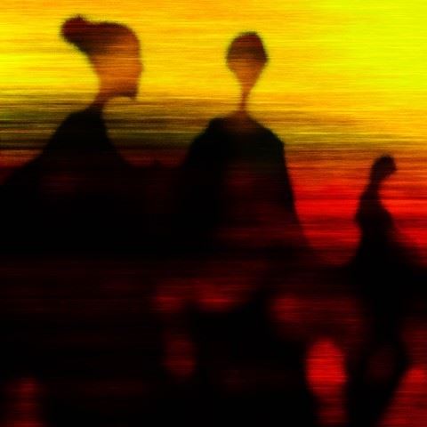 Gente all'alba No 001