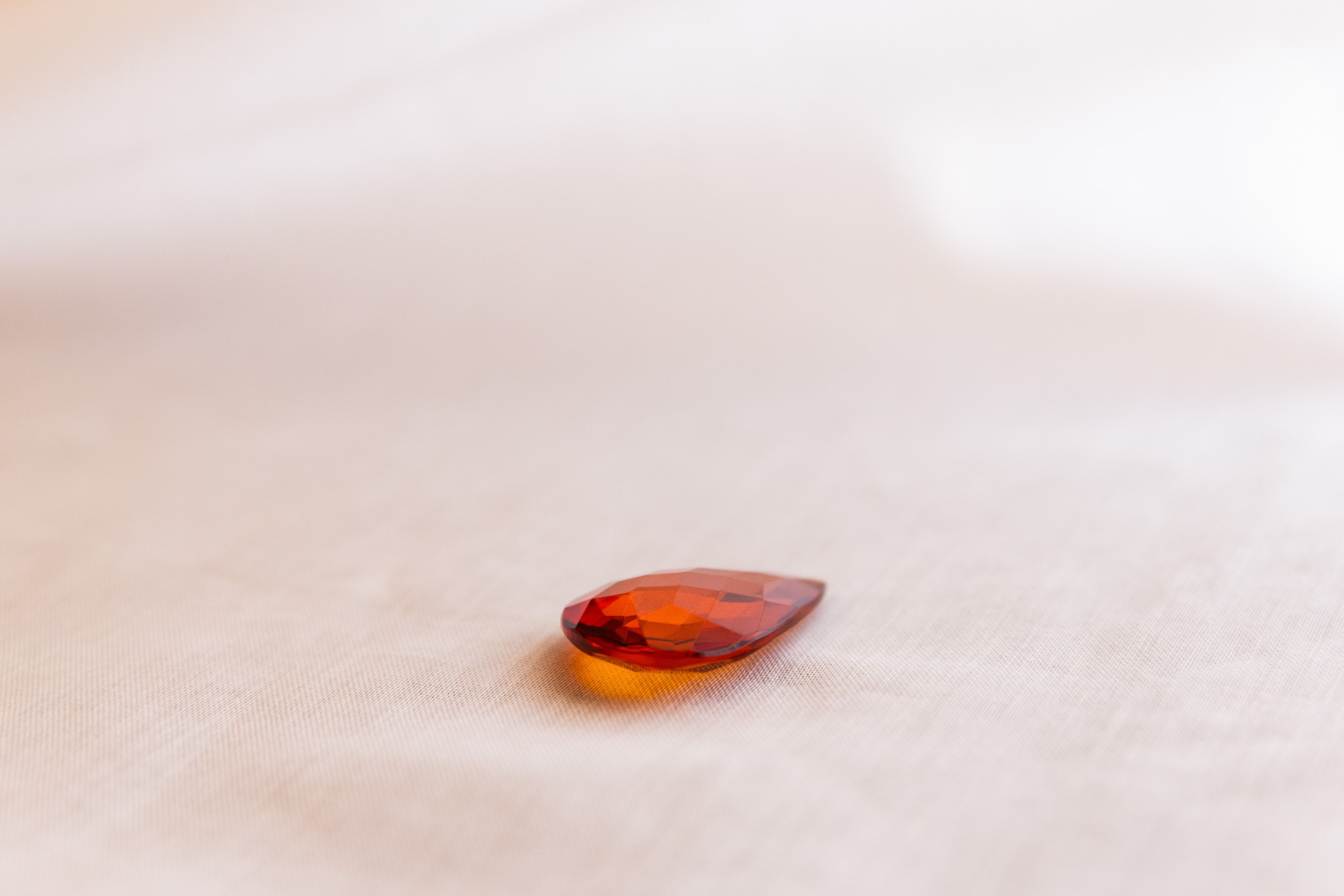 Pendente in ambra goccia