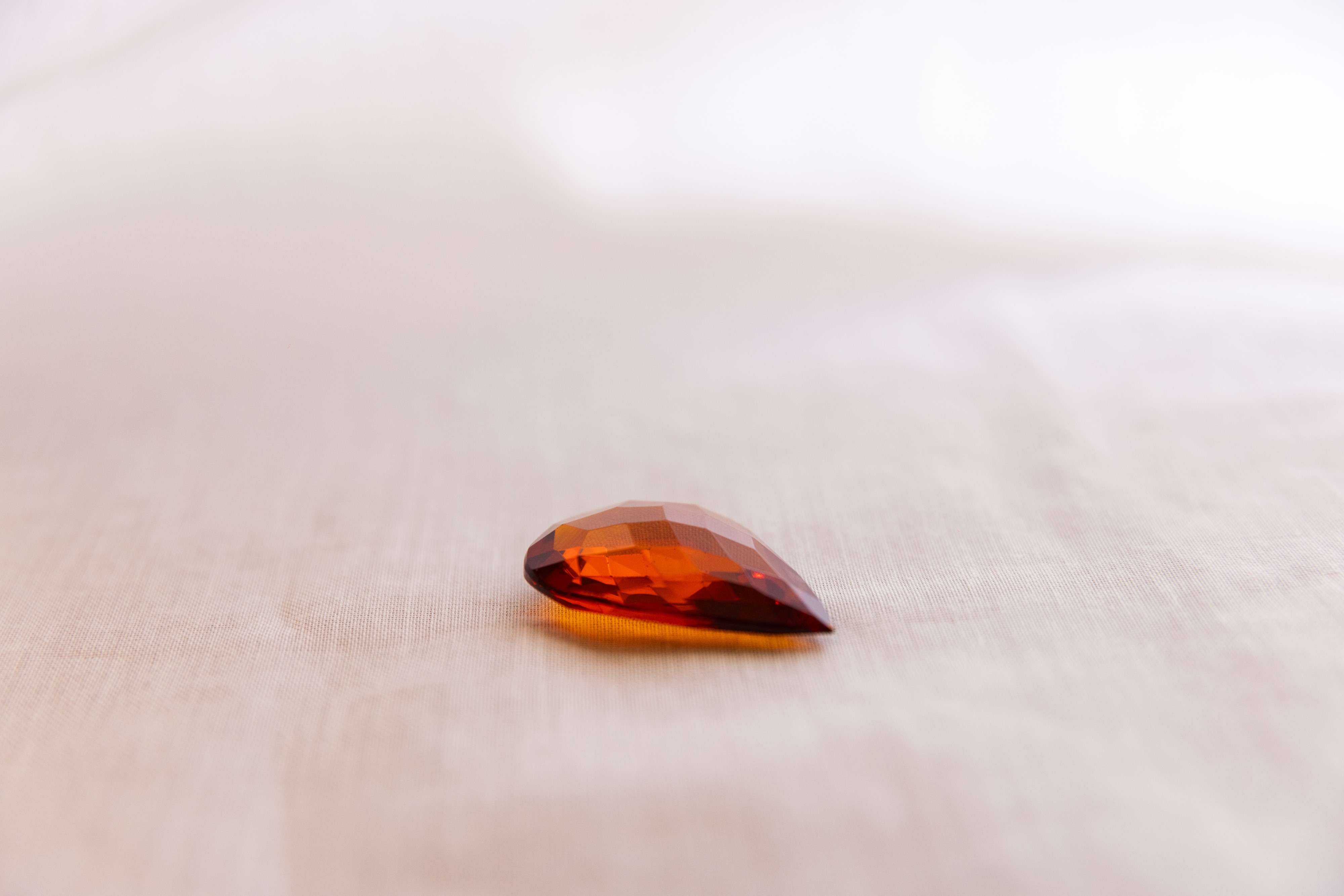 Pendente in ambra goccia